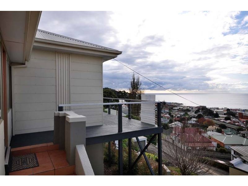 10 Little Bird Street, Burnie TAS 7320