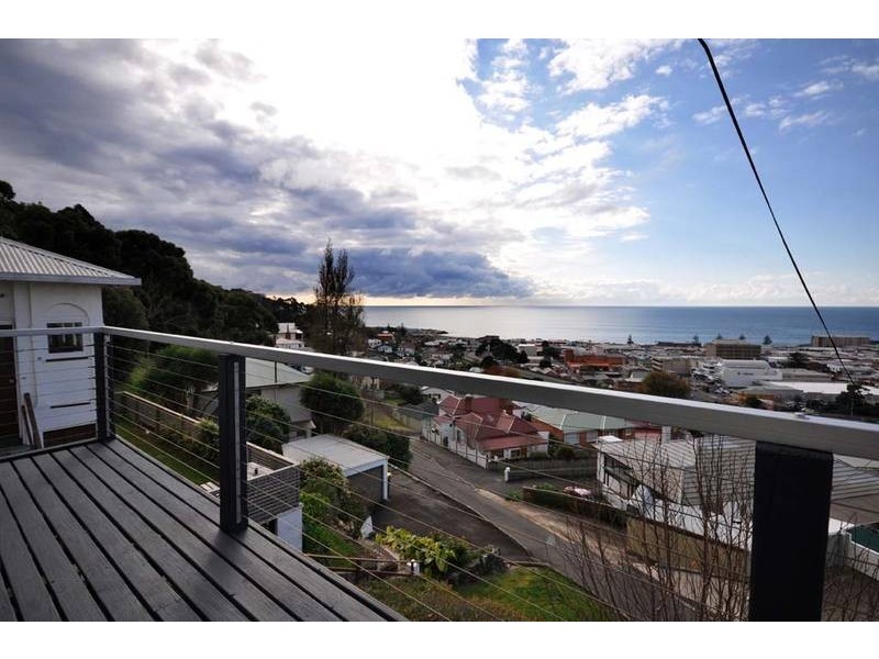 10 Little Bird Street, Burnie TAS 7320