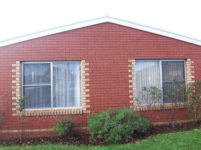 1 & 2/7 Mark Street, Burnie TAS 7320