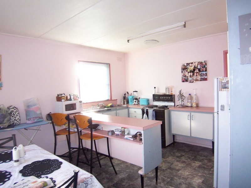 1 & 2/7 Mark Street, Burnie TAS 7320