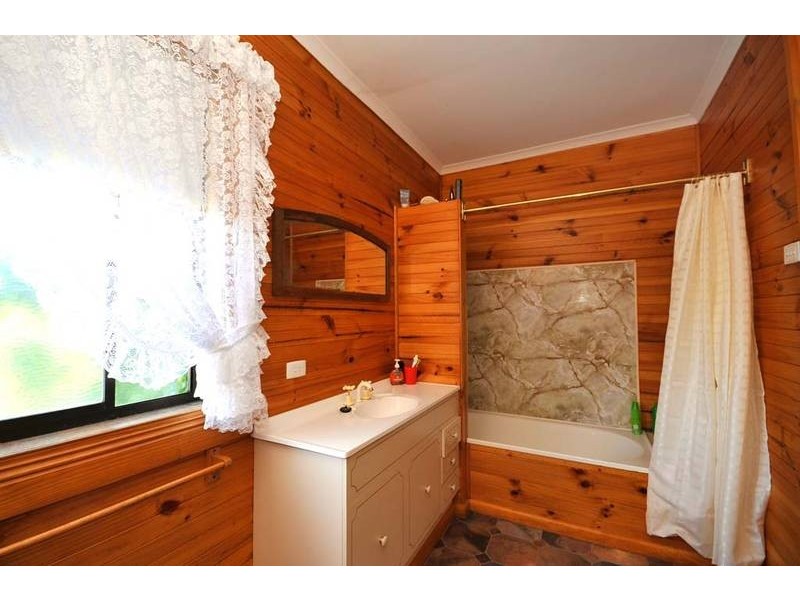 17 Atkinson Street, Burnie TAS 7320