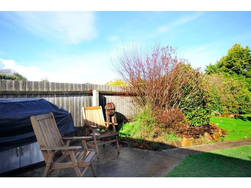 17 Atkinson Street, Burnie TAS 7320