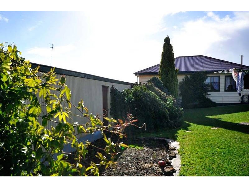 17 Atkinson Street, Burnie TAS 7320