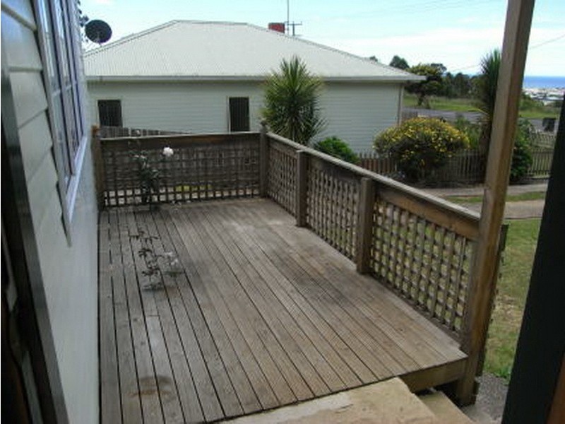 6 Old Surrey Road, Burnie TAS 7320