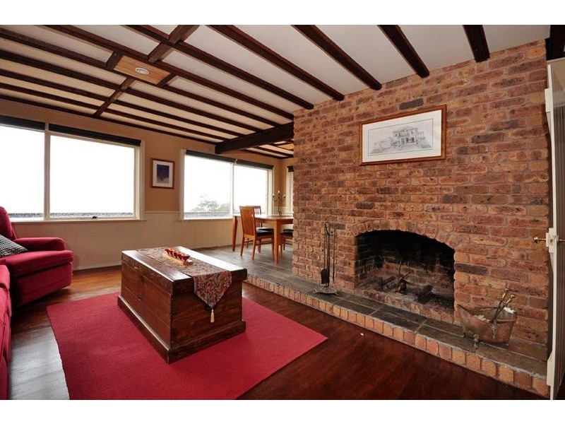 17 West Ridge Road, Penguin TAS 7316