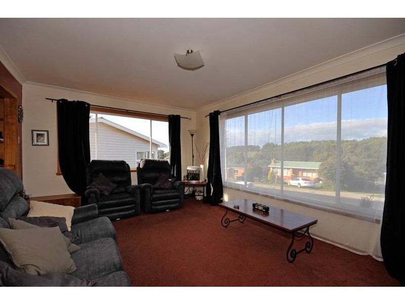 33 Roslyn Avenue, Burnie TAS 7320