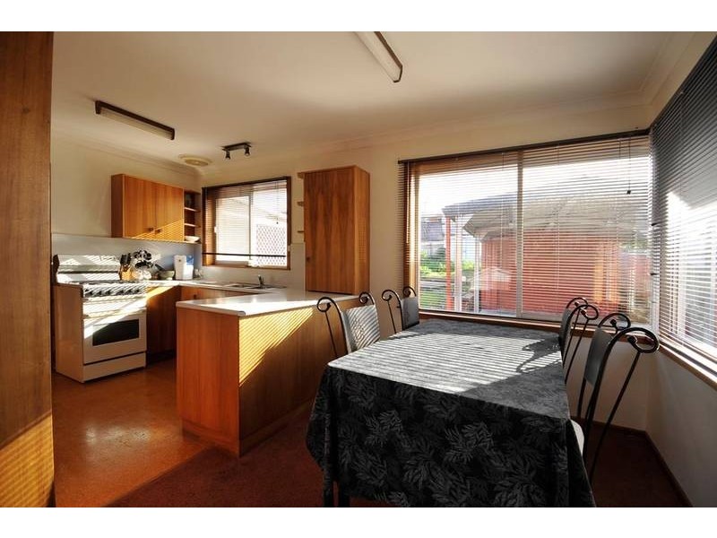 33 Roslyn Avenue, Burnie TAS 7320