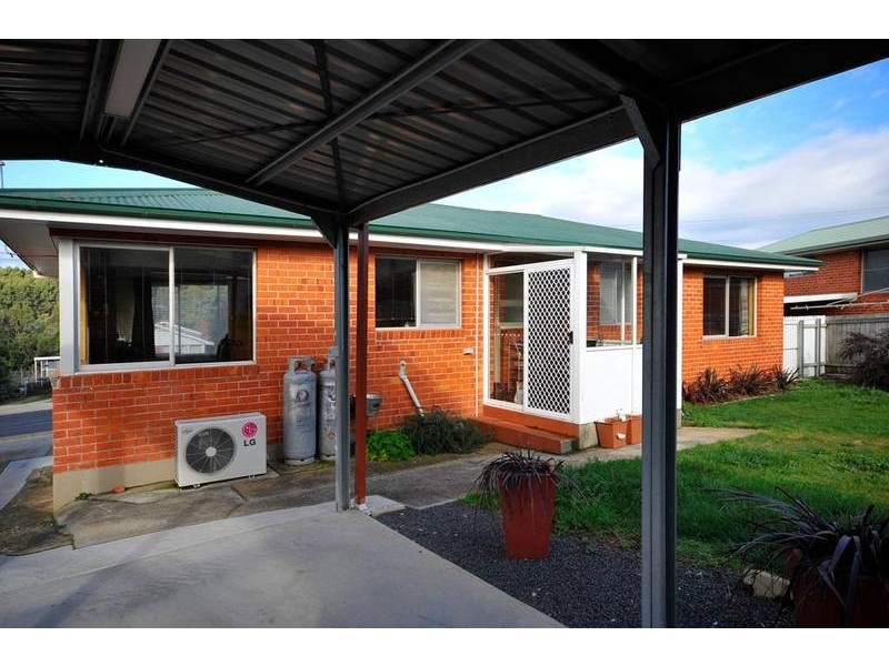33 Roslyn Avenue, Burnie TAS 7320