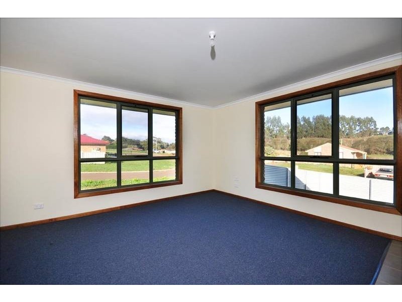 23 Barnard Crescent, Burnie TAS 7320