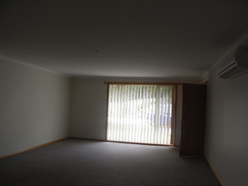 1/4 Singline Avenue, Burnie TAS 7320