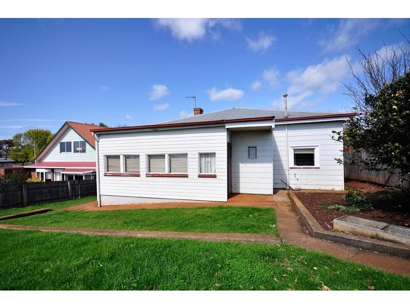 18 Pine Avenue, Burnie TAS 7320