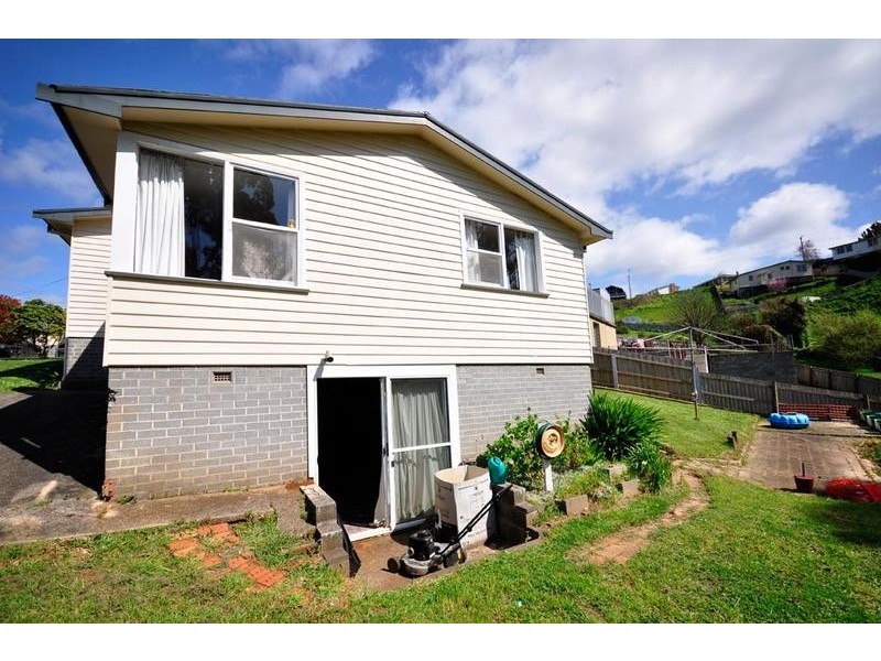 18 Jacobs Crescent, Burnie TAS 7320