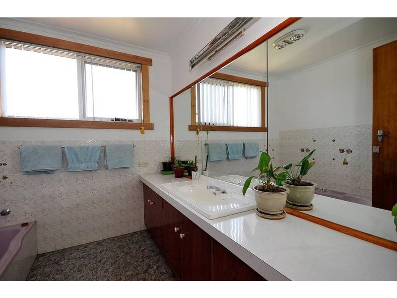 54 Roslyn Avenue, Burnie TAS 7320