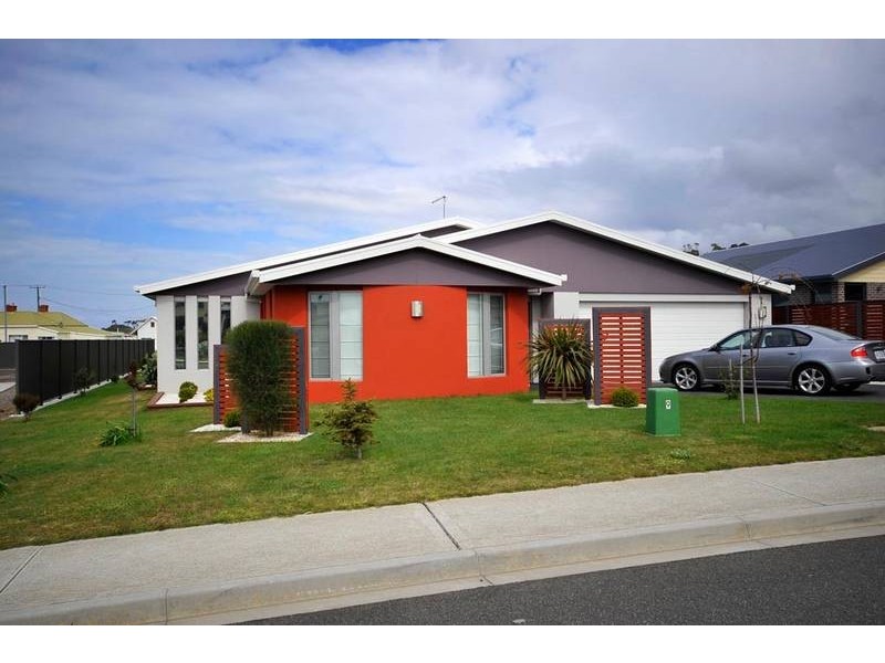 1 Waterford Drive, Sulphur Creek TAS 7316