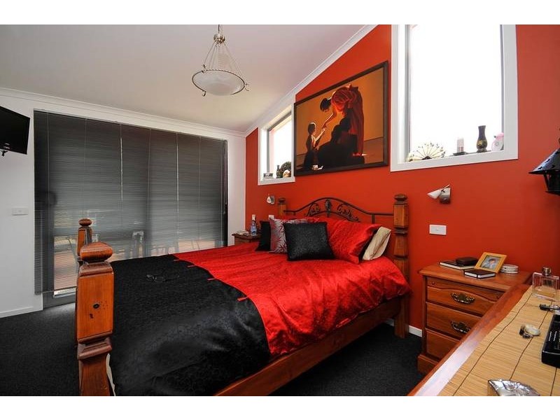 1 Waterford Drive, Sulphur Creek TAS 7316