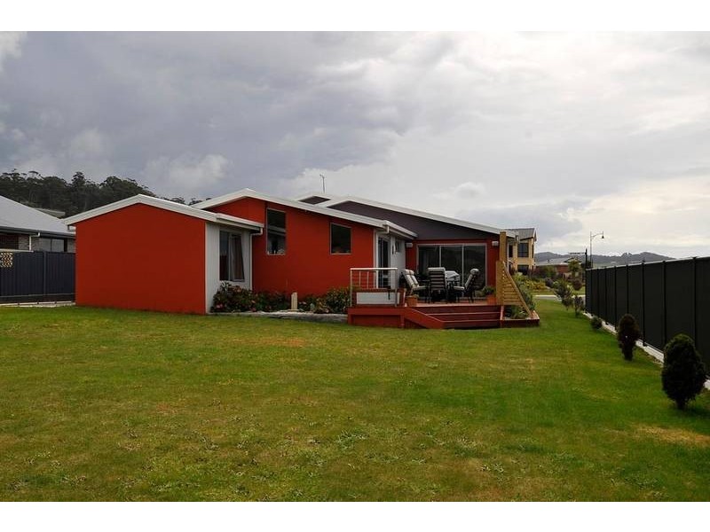 1 Waterford Drive, Sulphur Creek TAS 7316
