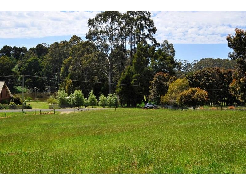 17 Edward Street, Somerset TAS 7322