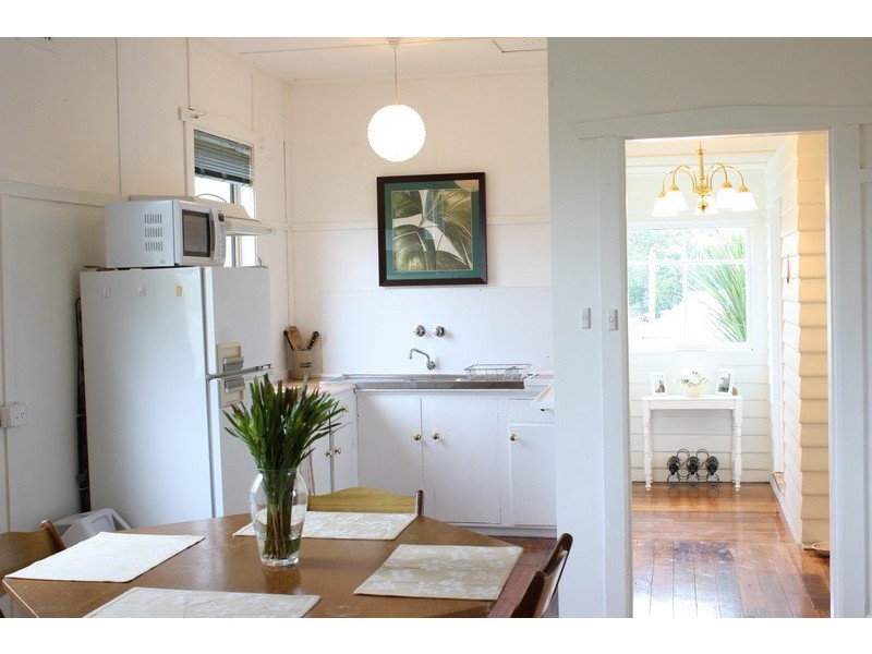 2 Lyons Street, Burnie TAS 7320