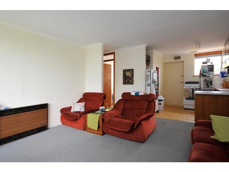 24 Raglan Street, Somerset TAS 7322