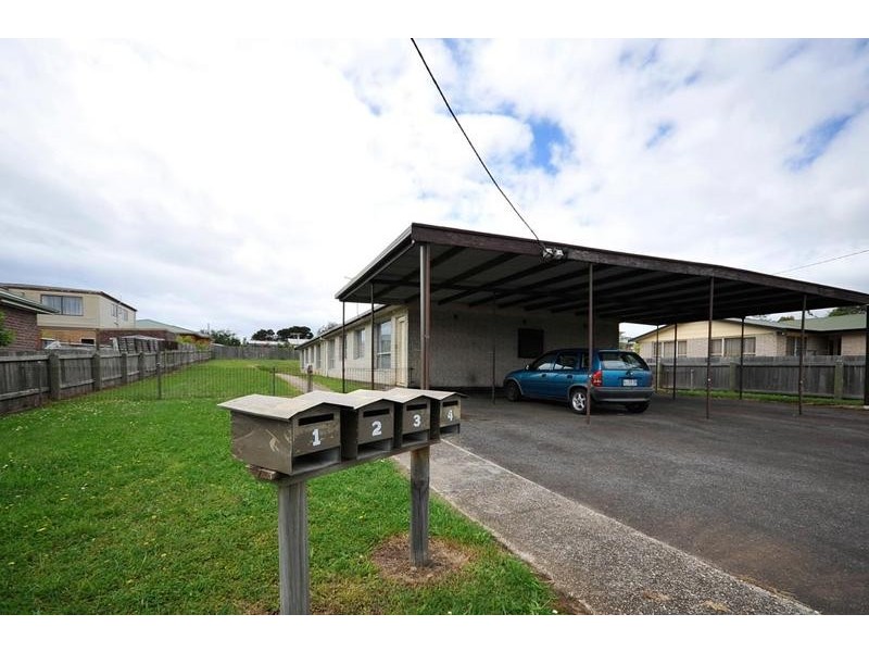 24 Raglan Street, Somerset TAS 7322