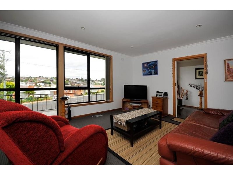 98 West Park Grove, Burnie TAS 7320