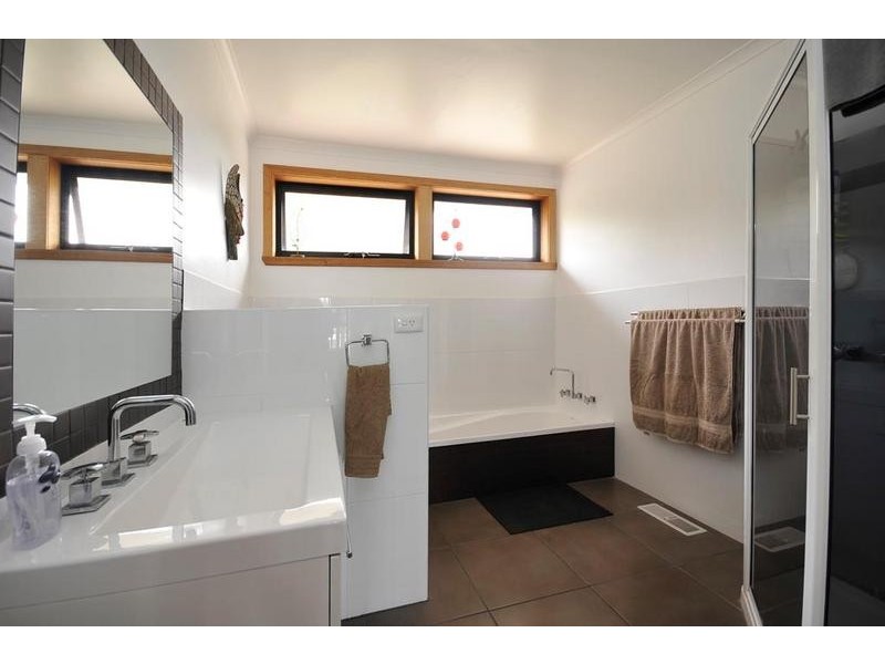 98 West Park Grove, Burnie TAS 7320