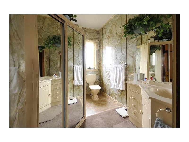 13 Deacon Street, Burnie TAS 7320