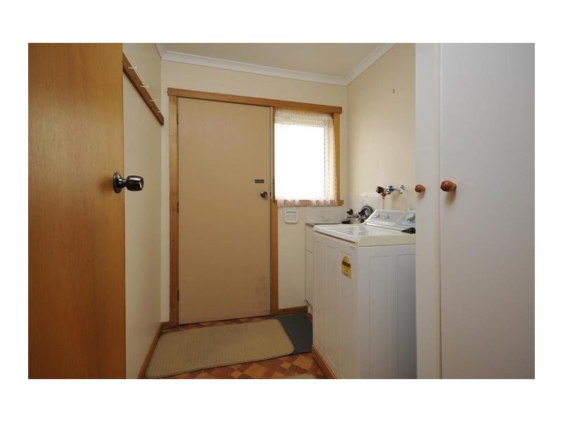 2/2 Raglan Street, Somerset TAS 7322