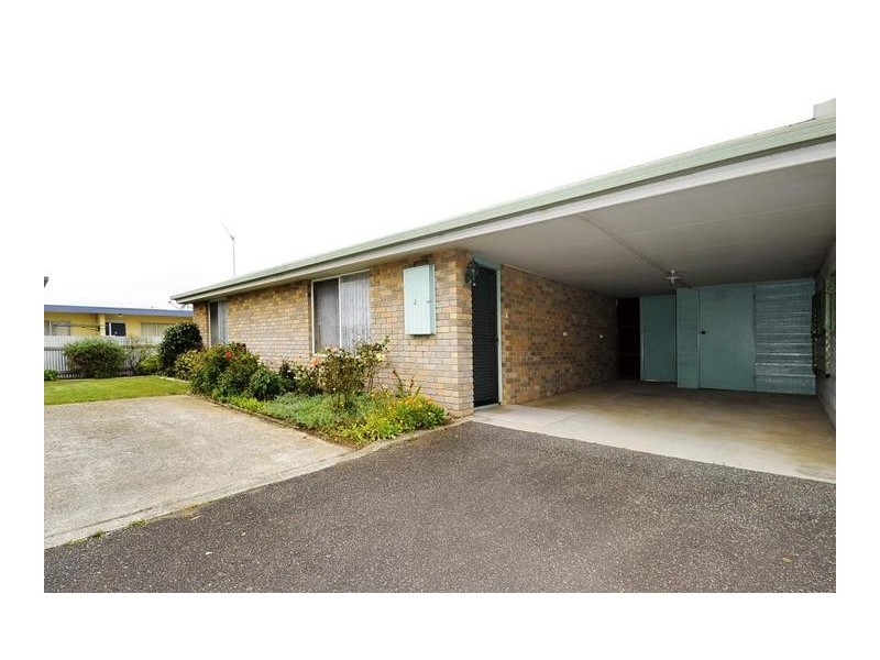 2/2 Raglan Street, Somerset TAS 7322