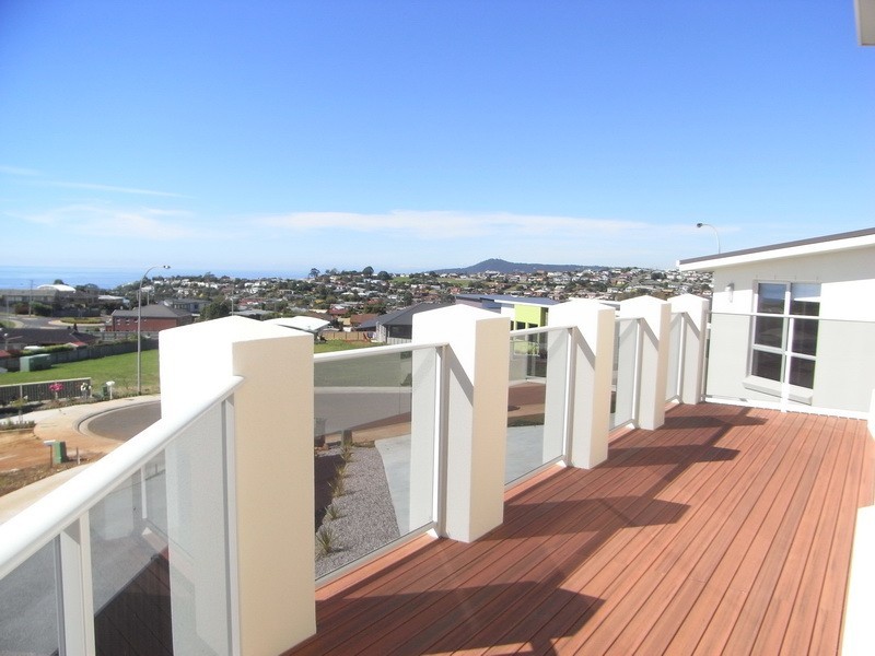 12 Lorrie Place, Burnie TAS 7320