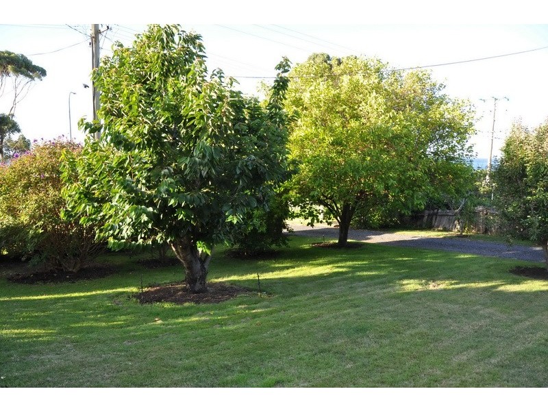 4 River Avenue East, Heybridge TAS 7316