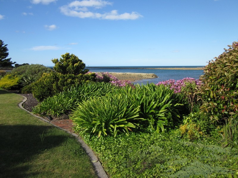 2 Maud Street, Ulverstone TAS 7315