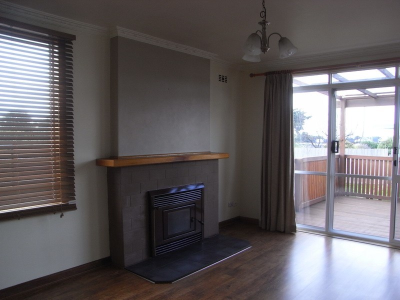 7 New Street, Somerset TAS 7322