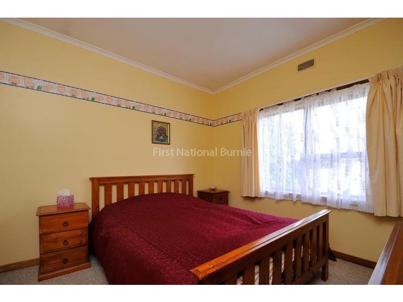 12 Hayes Street, Burnie TAS 7320