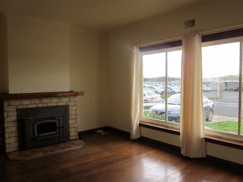 14 Speed Street, Cooee TAS 7320