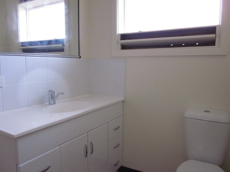 2/16 Roslyn Avenue, Burnie TAS 7320