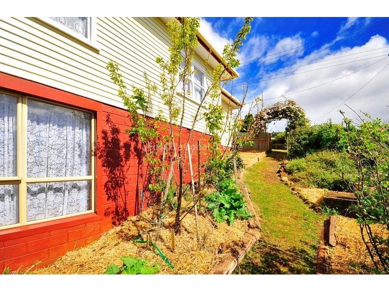 19 Old Surrey Road, Burnie TAS 7320