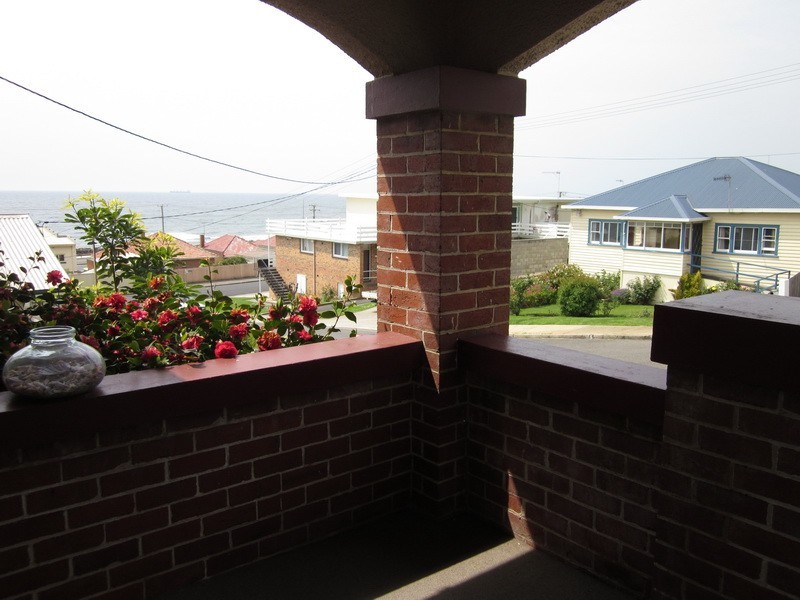 8 Wood Street, Burnie TAS 7320