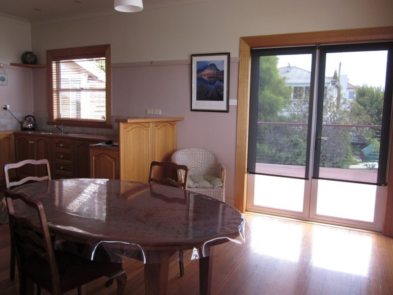 8 Wood Street, Burnie TAS 7320