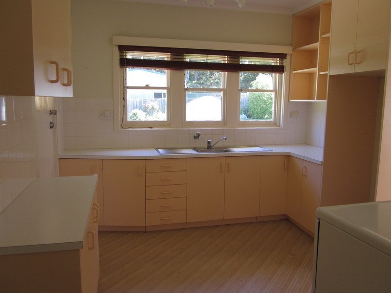 4 Bass Highway, Burnie TAS 7320