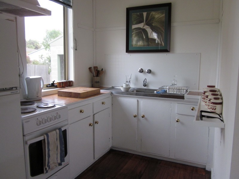 2 Lyons Street, Burnie TAS 7320