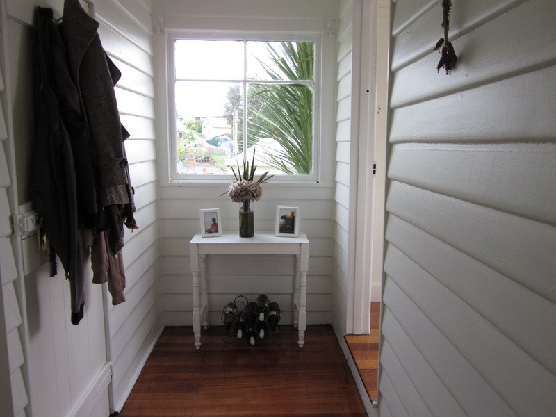 2 Lyons Street, Burnie TAS 7320