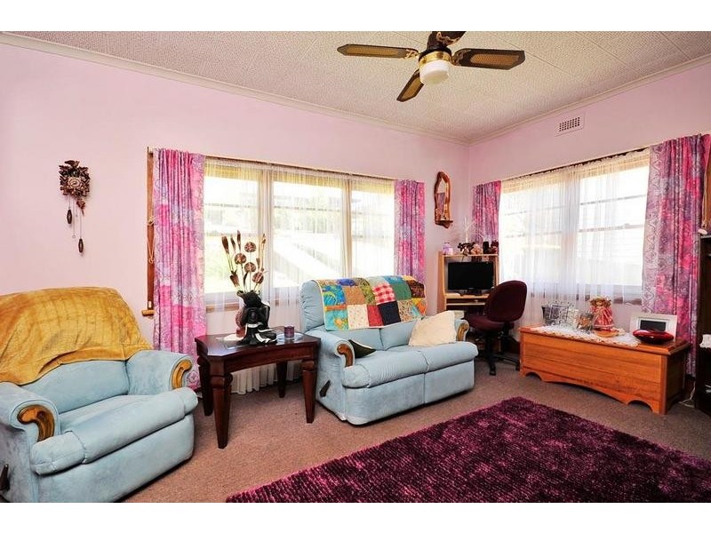 9 Myrtle Crescent, Emu Heights TAS 7320