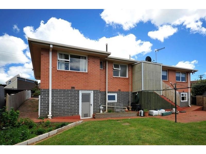 15 Bathurst Street, Burnie TAS 7320