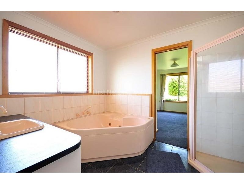 4 Hillfarm Drive, Burnie TAS 7320