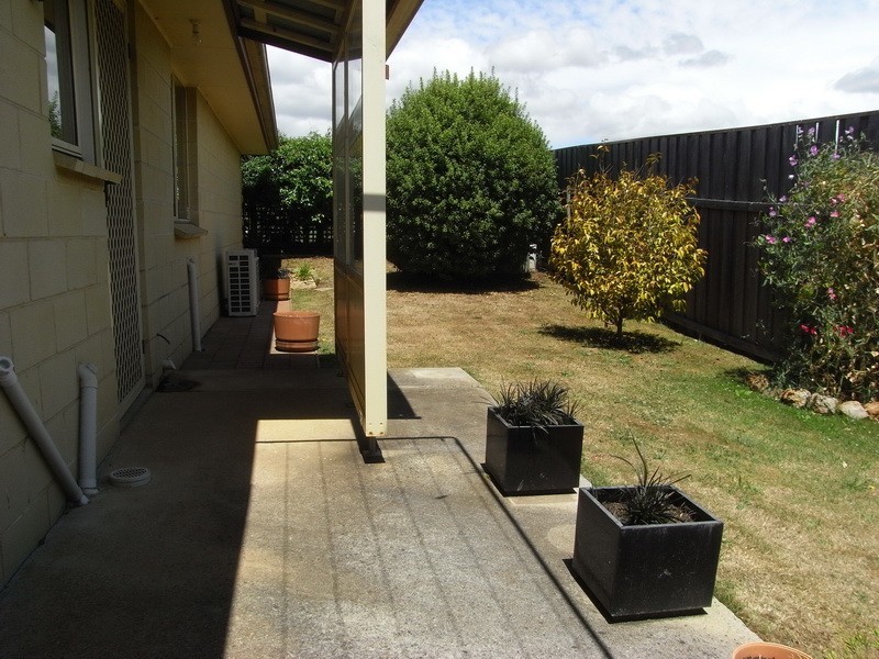 1/4 Singline Avenue, Burnie TAS 7320