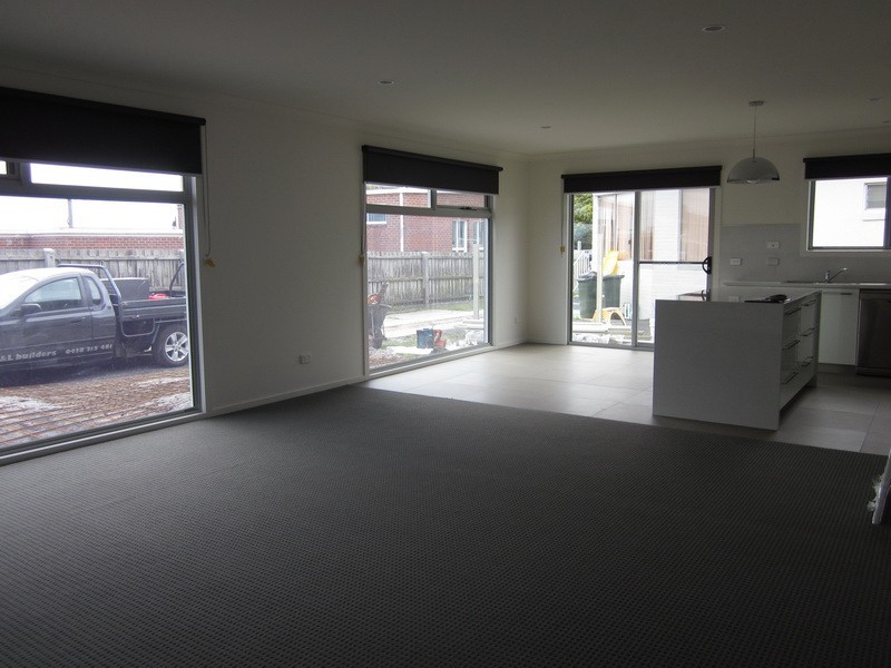 2/37 Falmouth Street, Somerset TAS 7322