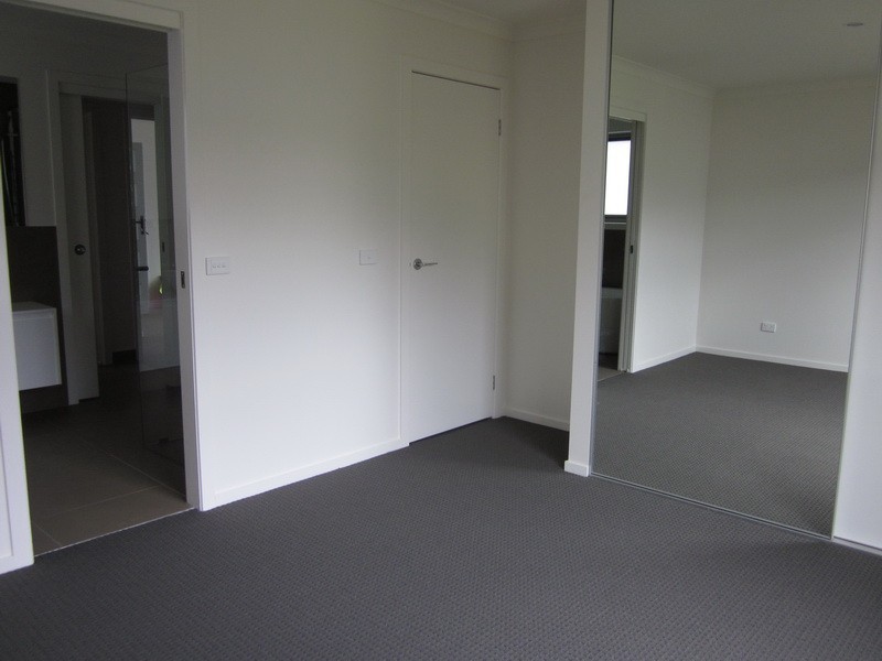 2/37 Falmouth Street, Somerset TAS 7322