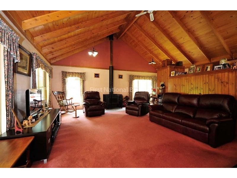 19 Old Cam Road, Somerset TAS 7322