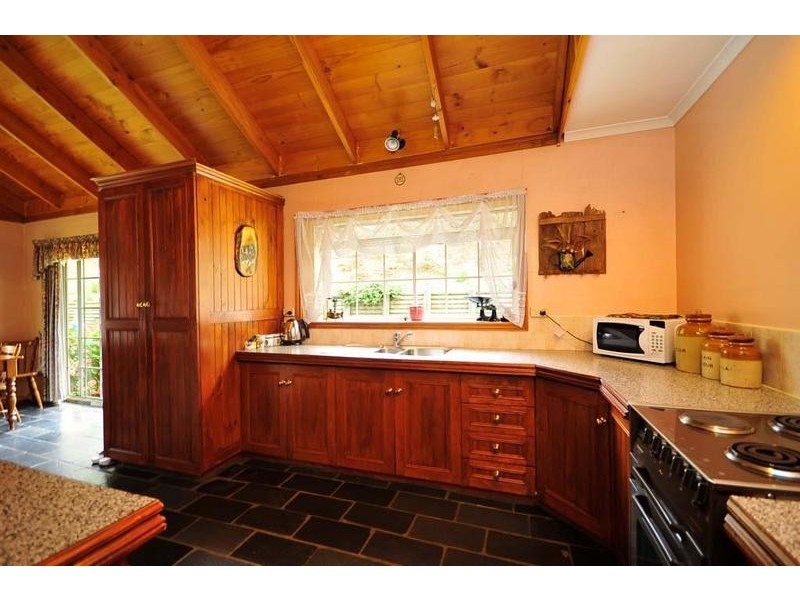 19 Old Cam Road, Somerset TAS 7322